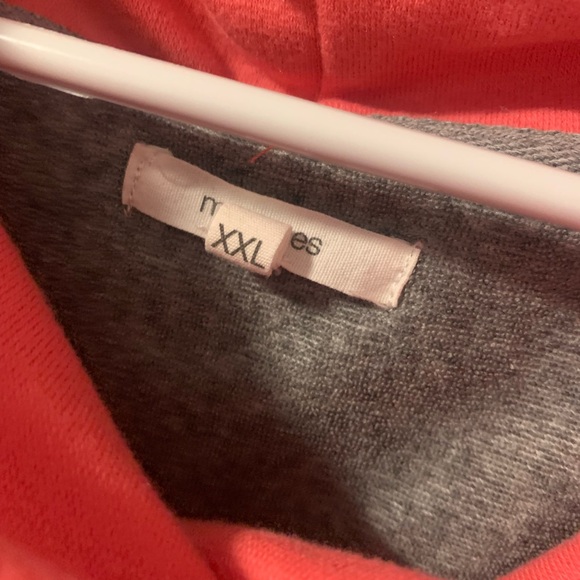 Maurice’s Color Block Pull Over (XXL) - Picture 2 of 3